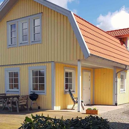 Вилла Gula Huset Гётеборг Экстерьер фото